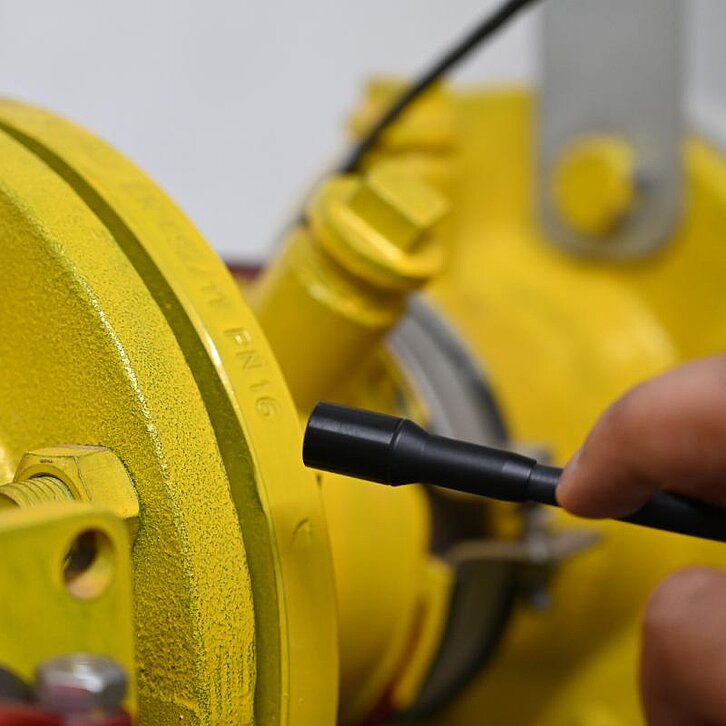 regiocom Netzdienste führt Gasrohrnetzprüfung in Anlagen durch