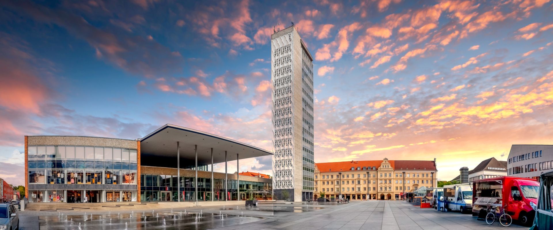 Regional verwurzelt, digital vernetzt: Ihr Partner für Kundenservice in Neubrandenburg.