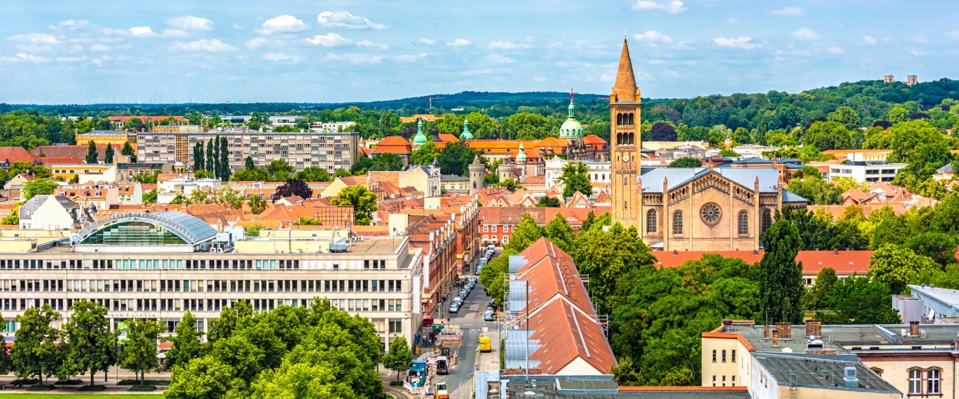 Regional verwurzelt, digital vernetzt: Ihr Partner für Kundenservice in Potsdam.